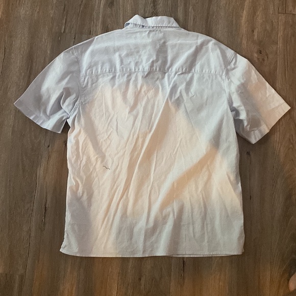 H&M Men’s Medium Relaxed Fit Coupe Decontractee button down - Picture 2 of 3